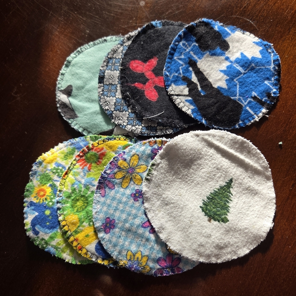Handmade Cotton Flannel Facial Rounds Fun Print 8-Pack of Eco-Friendly Reusable